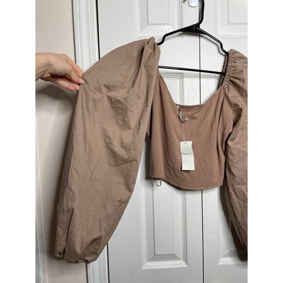 NEW Abercrombie & Fitch Womens Tan Ribbed Balloon Sleeve Blouse Size Large - Picture 2 of 6